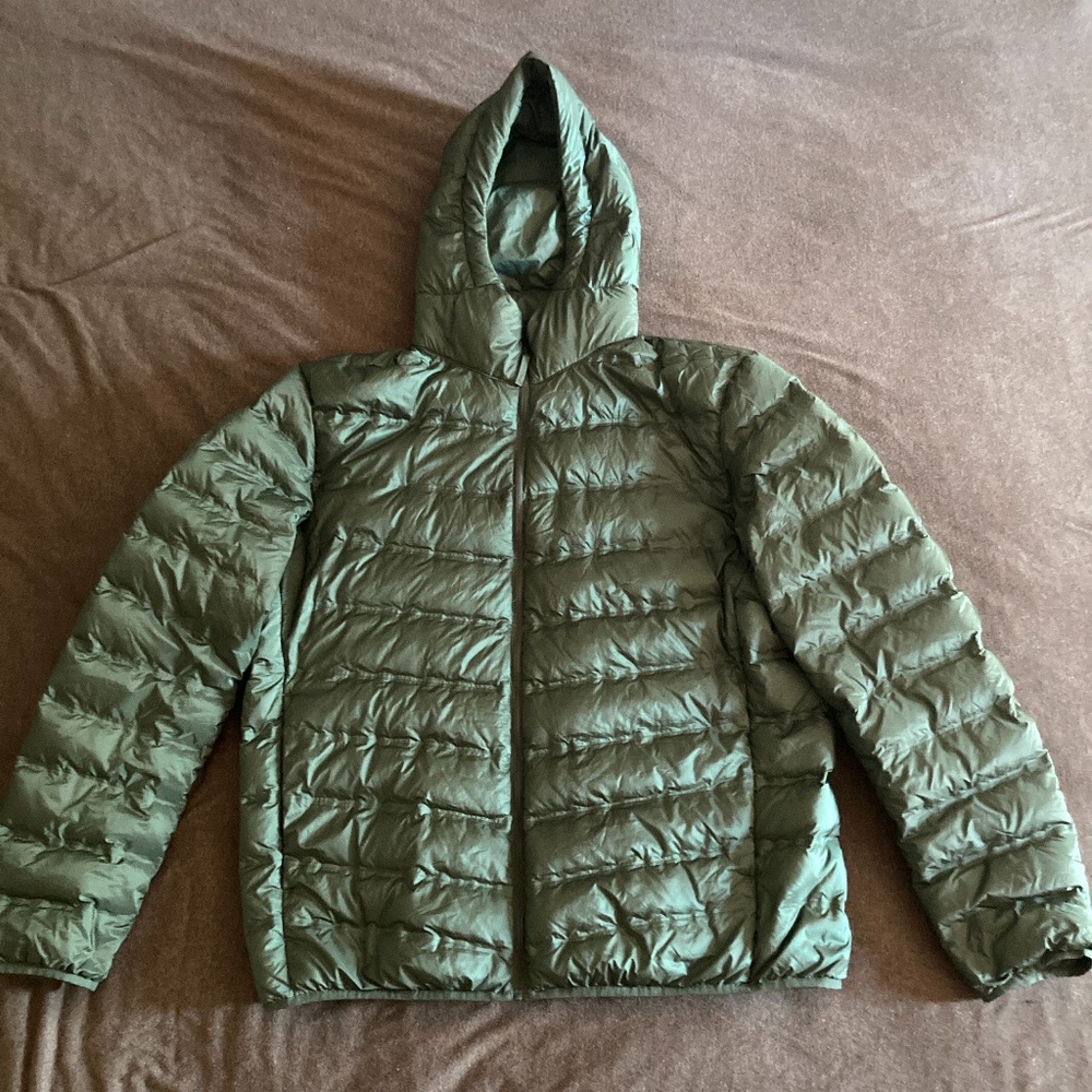Uniqlo Men's Ultra Light Down Parka Jacket – XL